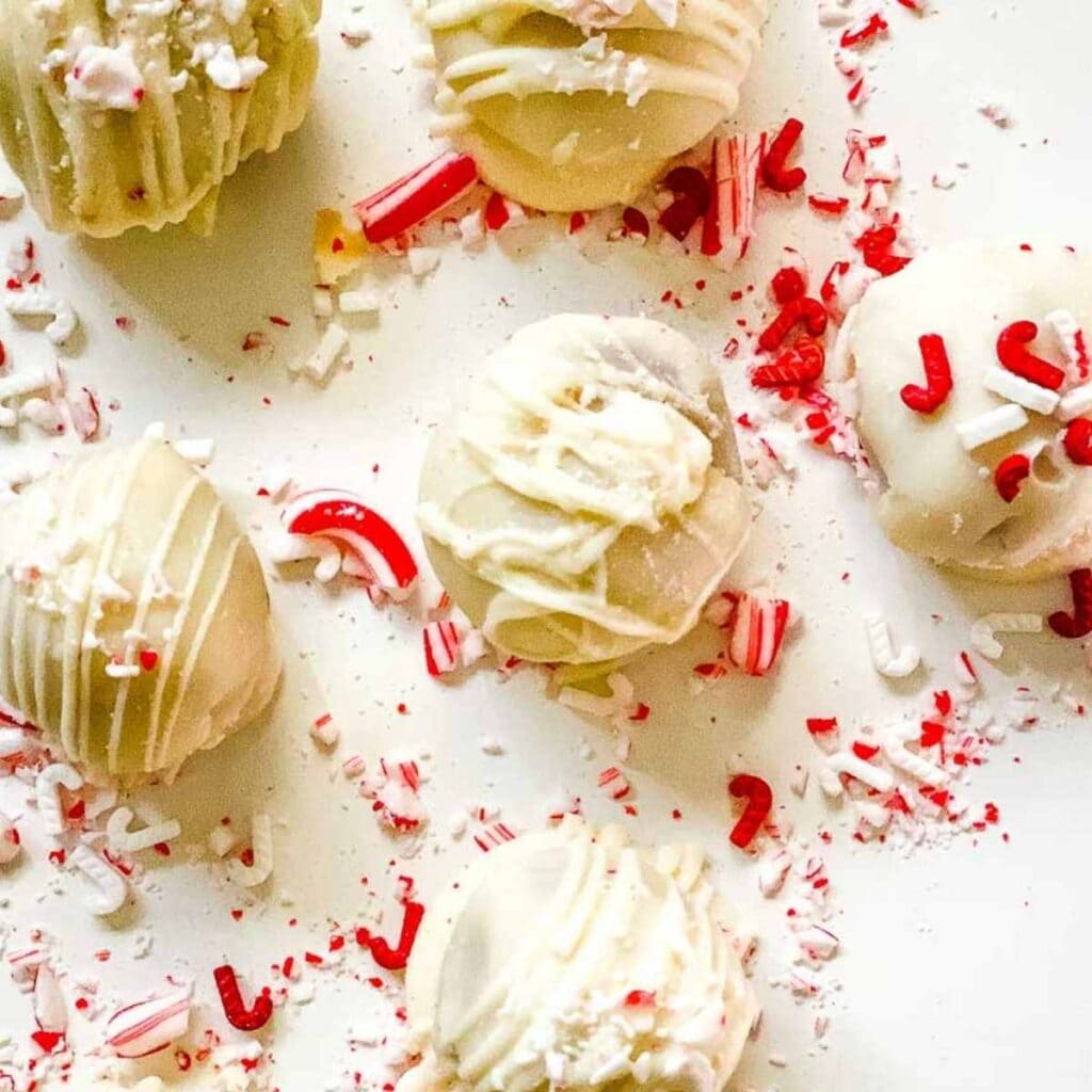 Peppermint Cake Balls (Easy Cake Pops) | A Reinvented Mom