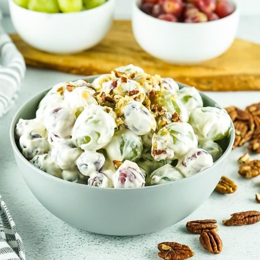 Easy Creamy Grape Salad Recipe | A Reinvented Mom