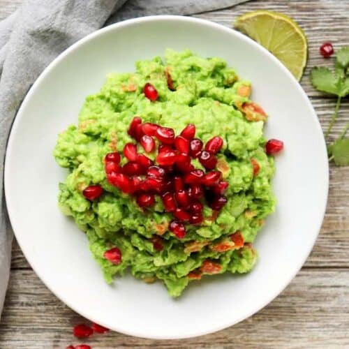 Guacamole made of peas and pomegranate pearls.